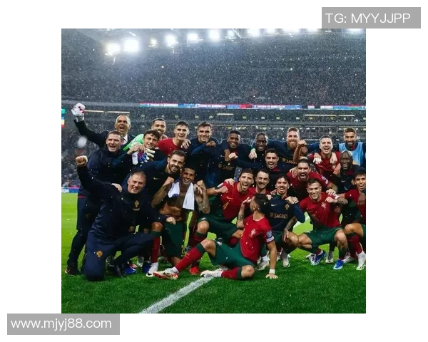 足球球星成长背景与身世对比分析排名图解